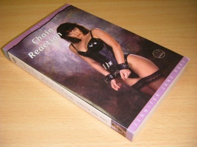 Boek met de titel: Chain Reaction