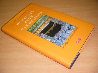 Boek met de titel: De heilige bron van de islam