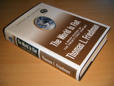 Tweedehands boek: The World Is Flat van auteur Thomas L. Friedman - Hardcover with dustjacket, in excellent condition.