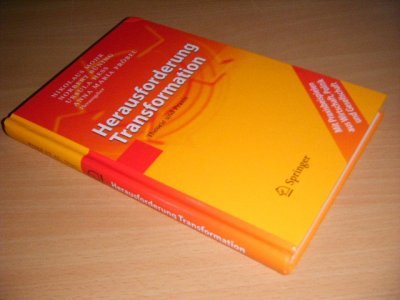 Tweedehands boek: Herausforderung Transformation van auteur Nikolaus Mohr, Norbert Buning, Ursula Hess, Anna Maria Frobel - Gebonden, als nieuw.