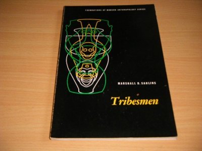 Tweedehands boek: Tribesmen van auteur Marshall D. Sahlins - Paperback, traces of use, in good condition.