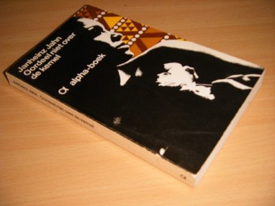 Boek met de titel: Oordeel niet over de kemel