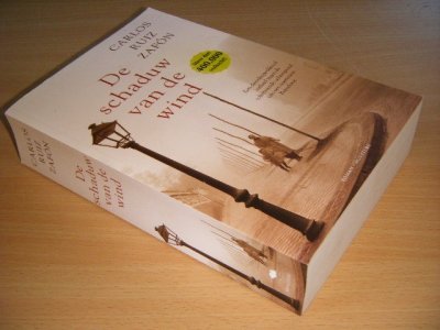 Boek met de titel: De schaduw van de wind