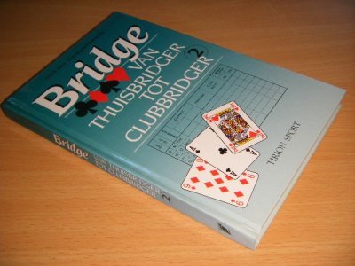 Tweedehands boek: Bridge: Van thuisbridger tot clubbridger 2 van auteur Cees Sint en Ton Schipperheyn - Gebonden, in goede staat. Geillustreerd.