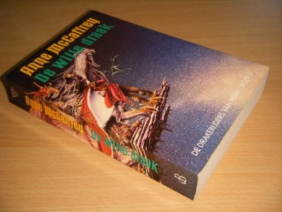 Boek met de titel: De witte draak