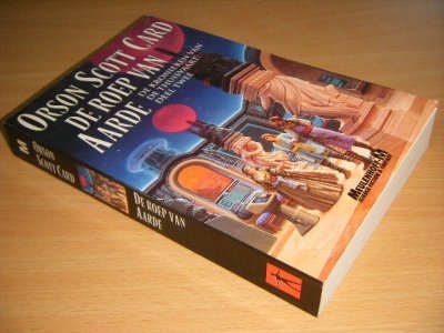 Boek met de titel: De roep van aarde