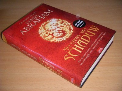 Boek met de titel: Meesters van schaduw