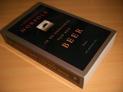 Boek met de titel: In de gedaante van een beer