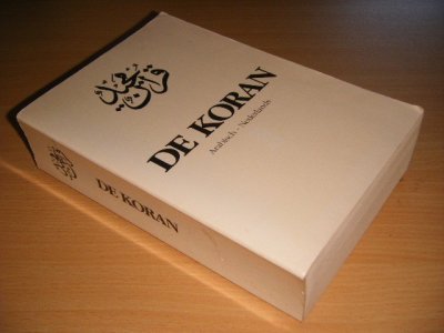 Boek met de titel: De Koran